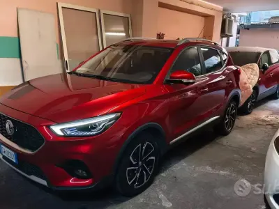 Usata MG ZS 111 CV (81 kW) 2024 Rosso SUV