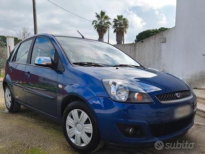 Usata Ford Fiesta 2008 Blu Berlina
