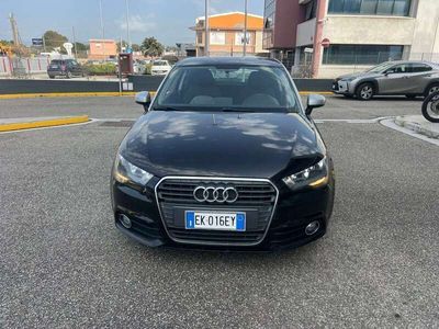Usata Audi A1 Attraction 90 CV (66 kW) 2012 Nero Utilitaria