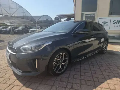Usata Kia Ceed GT GT-Line 120 CV (88 kW) 2020 Grigio Berlina