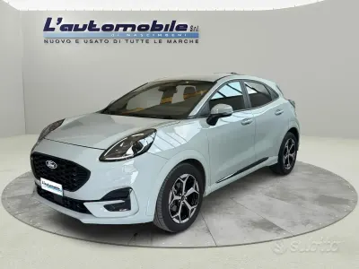 Usata Ford Puma ST-Line 125 CV (91 kW) 2024 Grigio SUV