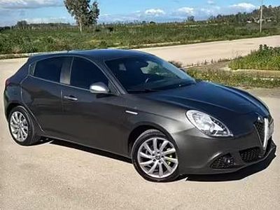 Usata Alfa Romeo Giulietta 105 CV (77 kW) 2011 Grigio Utilitaria