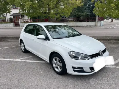 Usata VW Golf VII 105 CV (77 kW) 2015 Bianco Berlina