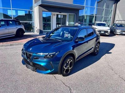 Nuova Alfa Romeo Junior Edizione Speciale 136 CV (100 kW) 2025 Grigio SUV