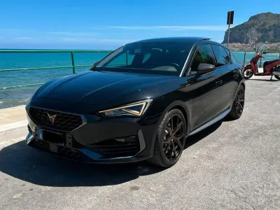Usata Cupra Leon VZ 300 CV (220 kW) 2022 Nero Berlina
