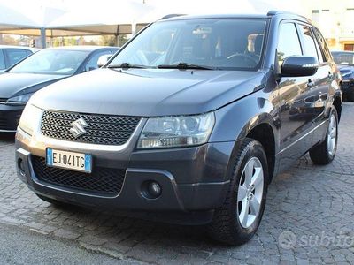 Usata Suzuki Grand Vitara 129 CV (94 kW) 2011 Grigio SUV