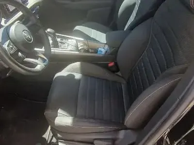 Second-hand Alfa Romeo Tonale 131 CP (96 kW) 2024 Negru SUV