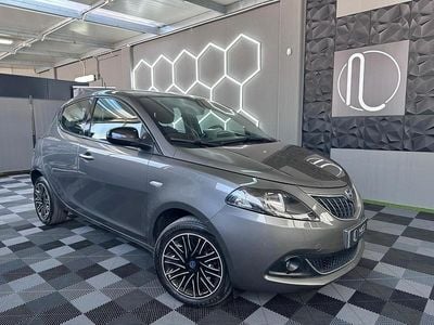 Usata Lancia Ypsilon S 69 CV (50 kW) 2022 Grigio Utilitaria