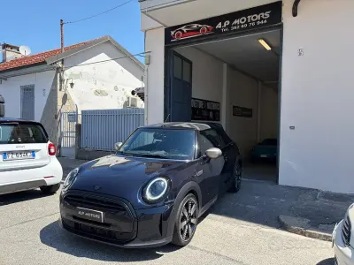 Usata Mini Cooper Cabriolet Essential 136 CV (100 kW) 2023 Blu Cabrio