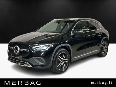 Usado Mercedes GLA250 160 CV (117 kW) 2022 Negro SUV