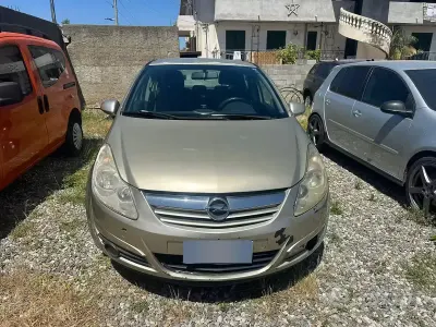 Usata Opel Corsa 75 CV (55 kW) 2008 Utilitaria