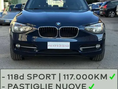 Usata BMW 118 Sport Line 143 CV (105 kW) 2014 Blu/azzurro Utilitaria