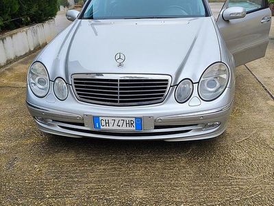 Usata Mercedes E270 2003 Grigio Berlina