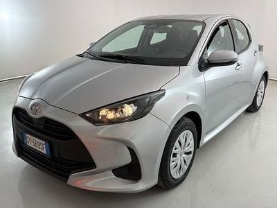 Begagnad Toyota Yaris Hybrid