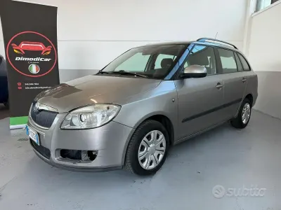 Usata Skoda Fabia Style 105 CV (77 kW) 2008 Beige Station wagon