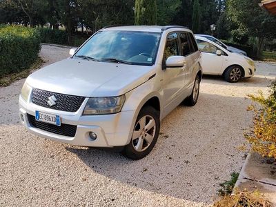 Usata Suzuki Grand Vitara 129 CV (94 kW) 2010 Argento Station wagon