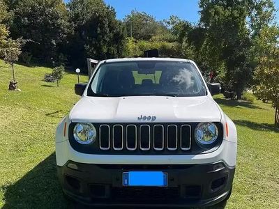 Usata Jeep Renegade Sport 120 CV (88 kW) 2018 Bianco SUV