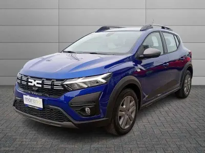 Usata Dacia Sandero Comfort 101 CV (74 kW) 2023 Other Utilitaria