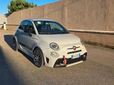 Usata Abarth 500 135 CV (99 kW) 2015 Utilitaria