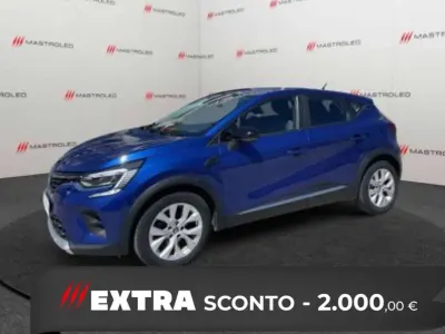 Usata Renault Captur Business 116 CV (85 kW) 2020 Blu/azzurro SUV