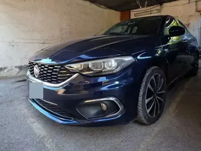 Usata Fiat Tipo 95 CV (69 kW) 2016 Blu Berlina