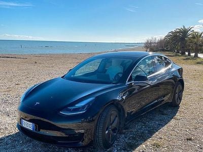 Usata Tesla Model 3 152 kW (208 CV) 2019 Berlina