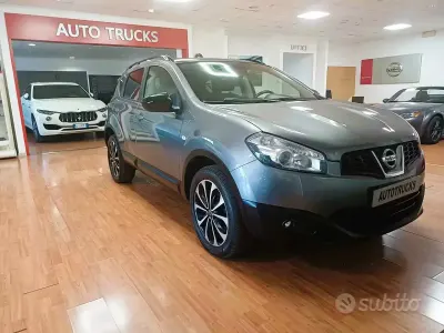 Usata Nissan Qashqai 360º 131 CV (96 kW) 2013 Grigio SUV