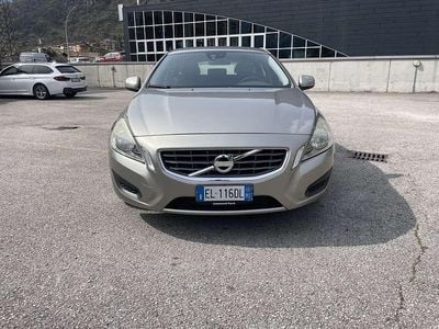 Usata Volvo V60 Kinetic 163 CV (119 kW) 2012 Other Station wagon