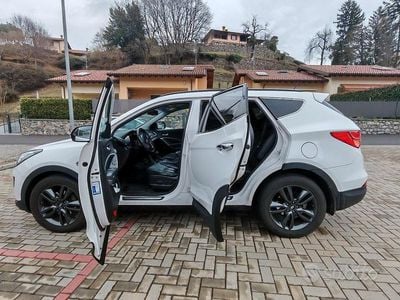 Usata Hyundai Santa Fe Comfort 197 CV (144 kW) 2014 Bianco SUV