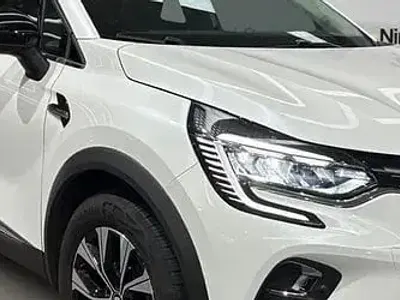 Usata Renault Captur Intens 91 CV (66 kW) 2023 Blu SUV