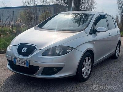 Usata Seat Altea 2008 Grigio Monovolume