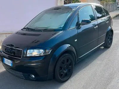 Usata Audi A2 Exclusive 75 CV (55 kW) 2003 Nero Utilitaria