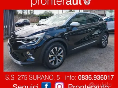 Usata Renault Captur Intens 95 CV (69 kW) 2020 Nero SUV