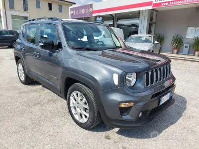 Usata Jeep Renegade Limited 131 CV (96 kW) 2022 Grigio SUV