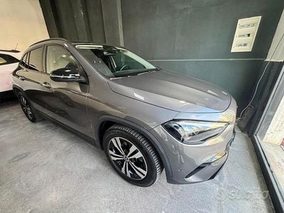 Begagnad Mercedes GLA180 AMG Line Premium 116 HK (85 kW) 2024 Grå SUV