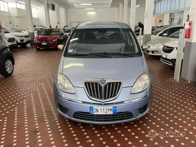 Usata Lancia Musa 95 CV (69 kW) 2008 Monovolume