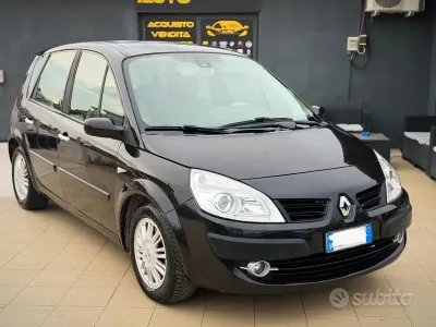 Usata Renault Scénic Exception 130 CV (95 kW) 2007 Nero Monovolume
