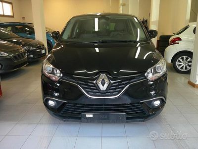 Usata Renault Scénic IV Business 120 CV (88 kW) 2020 Nero Monovolume