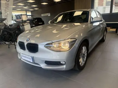 Usata BMW 116 116 CV (85 kW) 2014 Argento Utilitaria
