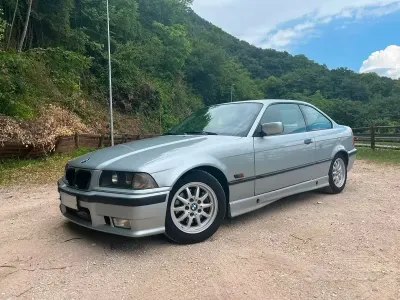 Usata BMW 320 150 CV (110 kW) 1998 Grigio Coupé