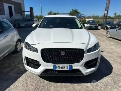 Usata Jaguar F-Pace Prestige 241 CV (177 kW) 2018 Bianco SUV
