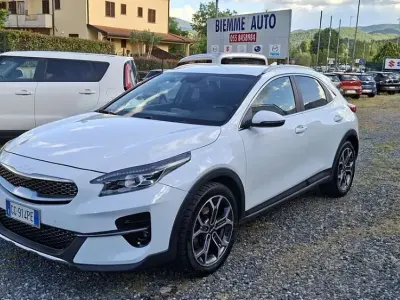 Usata Kia XCeed 160 CV (117 kW) 2022 Bianco SUV