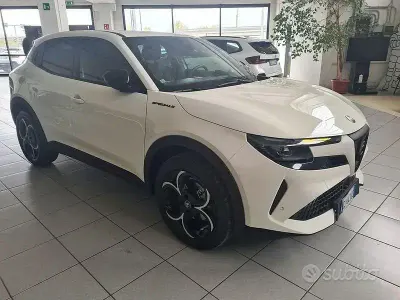 Usata Alfa Romeo GT Junior Edizione Speciale 136 CV (100 kW) 2025 Bianco SUV