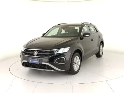 Usata VW T-Roc Life 150 CV (110 kW) 2025 Nero SUV