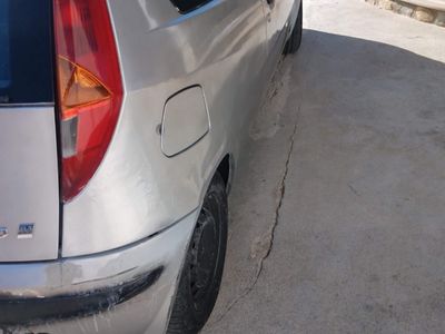 usata Fiat Punto Punto 1.2i cat 3 porte ELX