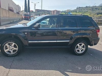 Usata Jeep Cherokee 2008 Nero SUV