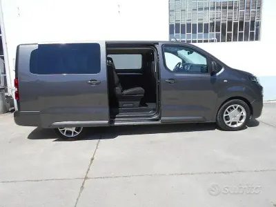 Usata Citroën Spacetourer Business Class 177 CV (130 kW) 2021 Grigio Monovolume