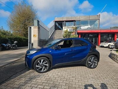 Usata Toyota Aygo X Lounge 72 CV (52 kW) 2022 Blu SUV