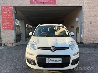 Usata Fiat Panda Lounge 69 CV (50 kW) 2013 Bianco Utilitaria