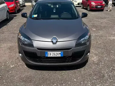 Usata Renault Mégane GT Line GT-Line 130 CV (95 kW) 2011 Grigio Berlina